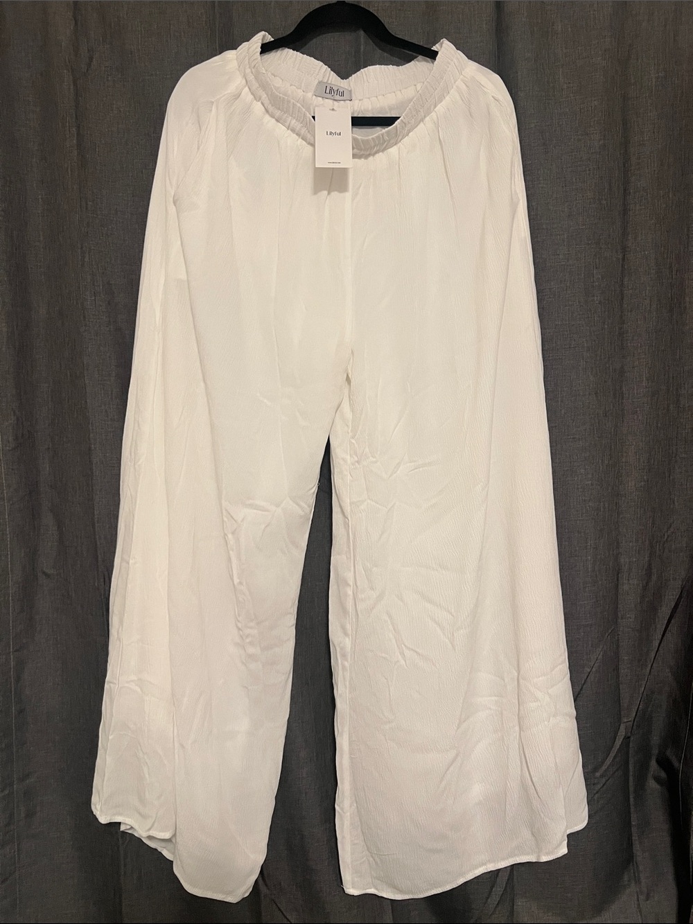 NWT Lilyful White Demi Wide Leg Lightweight Pants Size L